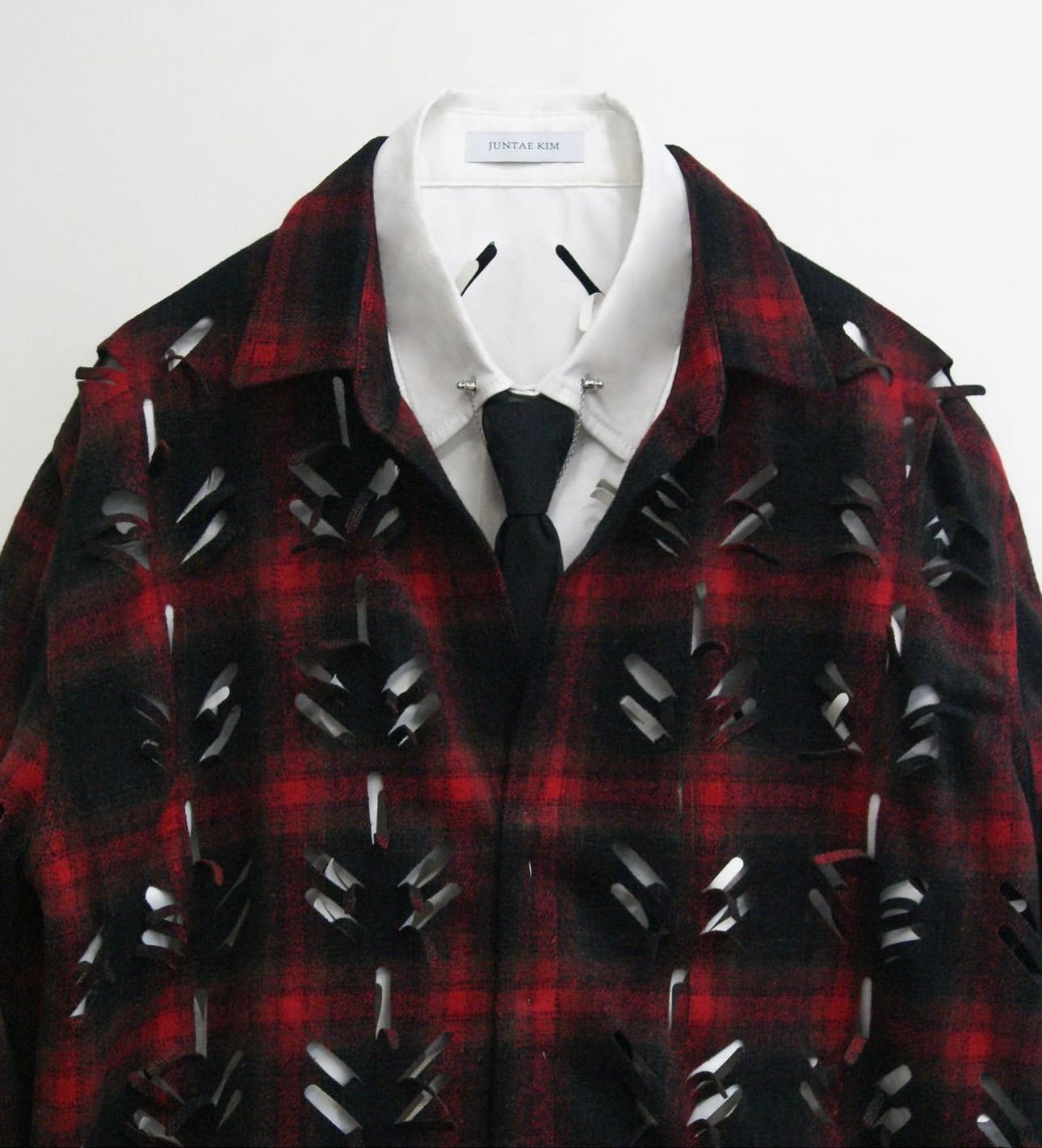 Juntae Kim AW24 LASER-SLASHED SHIRTS - RED